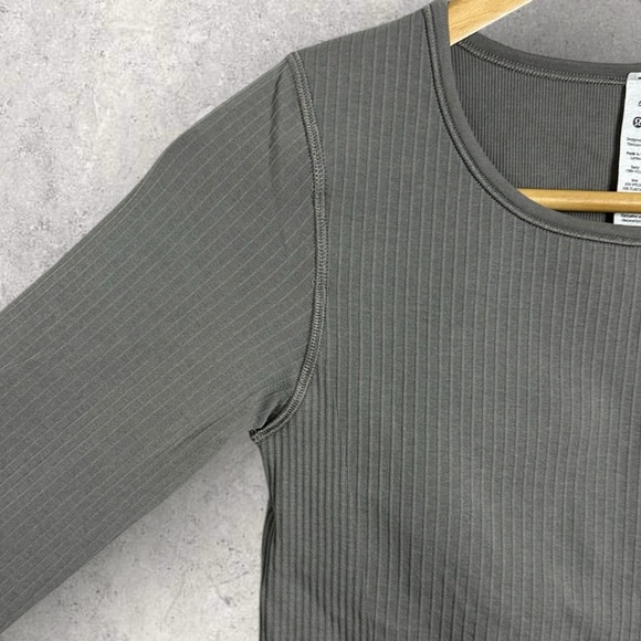 Lululemon Ebb To Street Long Sleeve Shirt Grey Womens Size 6 Ribbed Crop Run Top - Picture 12 of 15